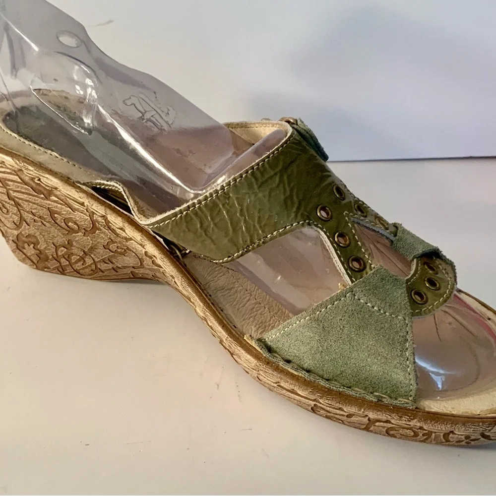 Look new…SPRING STEP… Leather Sandals